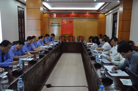 Quang cảnh buổi làm việc.