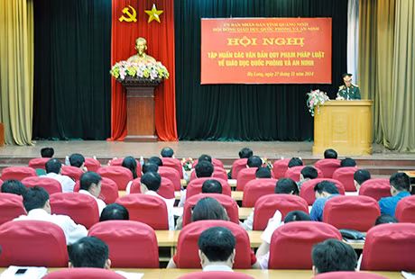 Quang cảnh buổi tập huấn