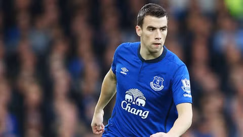 Coleman đang được Chelsea định giá 20 triệu bảng