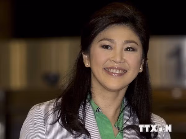 Cựu Thủ tướng Thái Lan Yingluck Shinawatra tới sân bay quốc tế Suvarnabhumi ở Bangkok ngày 23/7 vừa qua. (Ảnh: AFP/TTXVN)