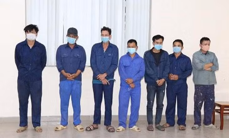 Nhóm đối tượng vừa bị bắt giữ.
