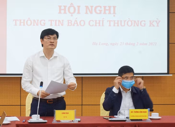 Lãnh đạo Sở Y tế phát biểu tại hội nghị.