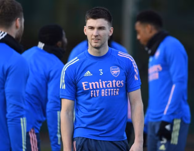  Tierney trong màu áo Arsenal.