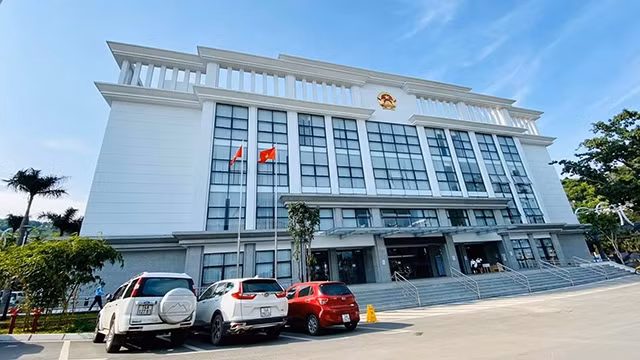 Tạm dừng giao dịch trực tiếp tại Trung tâm Phục vụ hành chính công tỉnh từ 13h30 ngày 28/1/2021
