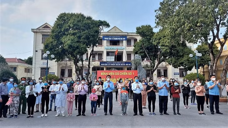 90 bệnh nhân được công bố khỏi Covid-19 chiều 21/2. Ảnh: Bộ Y tế.