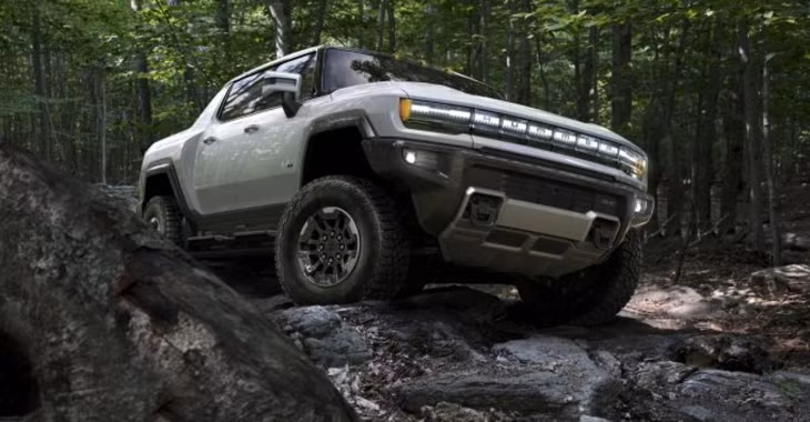 Chiếc Hummer EV sẽ được ra mắt đầu tiên dưới dạng bán tải. Cung cấp năng lượng cho 