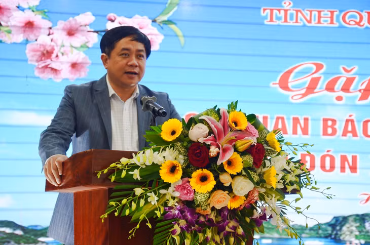 Cũng nhân dịp này, nhà báo Mai Vũ Tuấn, Giám đốc Trung tâm Truyền thông tỉnh Quảng Ninh phát biểu chia sẻ 