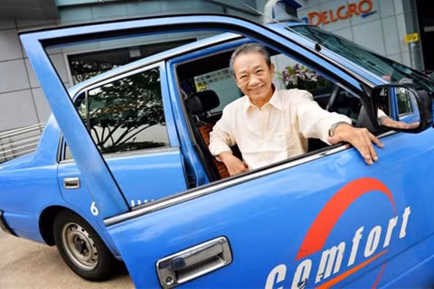 Ông Sia Ka Tian được ca ngợi vì trả lại gần 1 triệu USD dứt khoát, không suy nghĩ. Ảnh: Straits Times