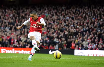 Theo Walcott muốn được trở lại đá ở vị trí quen thuộc. (Nguồn: AFP)