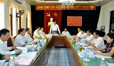 BTV Huyện uỷ Ba Chẽ kiểm điểm theo Nghị quyết T.Ư 4 (khoá XI).