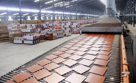 Sản phẩm gốm màu Hoàng Hà được người tiêu dùng tin chọn vì chất lượng tốt, mẫu mã đẹp, giá cả phù hợp.
