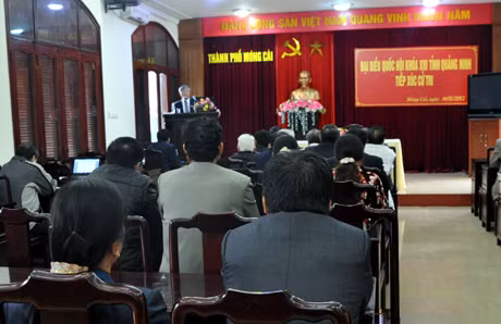 Đại biểu Trần Xuân Hòa tiếp xúc cử tri TP Móng Cái.