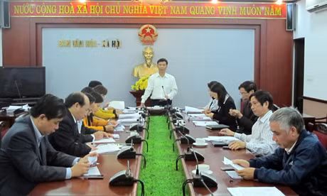Quang cảnh buổi làm việc.