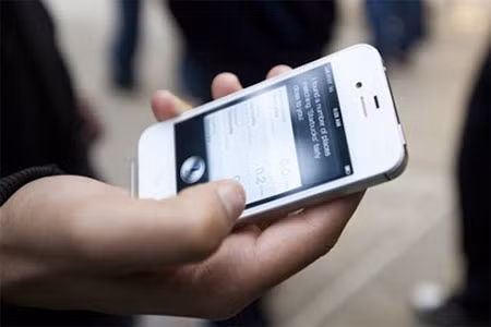 "Trợ lý" Siri đang là tâm điểm trên iPhone 4S. Ảnh: Macgasm.