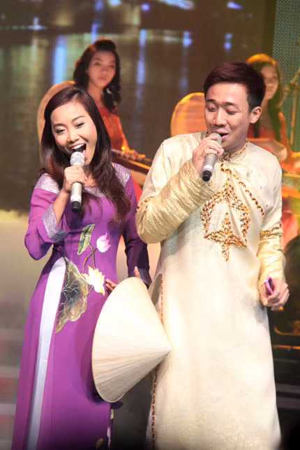 Đoan Trang và Trấn Thành tiếp tục gây bất ngờ.