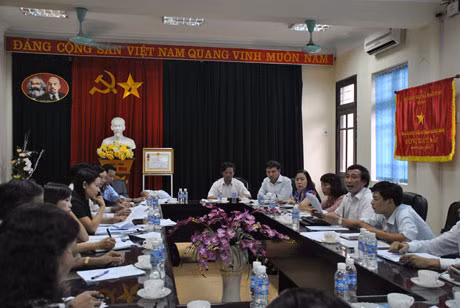 Quang cảnh buổi làm việc.