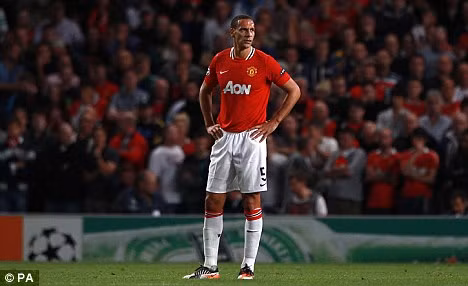 Rio Ferdinand đang đánh mất phong độ