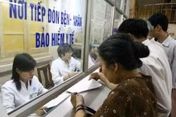 Cản trở đến khám bệnh, chữa bệnh BHYT sẽ bị phạt tiền đến 6 triệu đồng - Ảnh minh họa