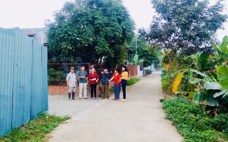 Nhiều tuyến đường trong các khu dân cư của TP đã được bê tông hóa từ sự đóng góp kinh phí của người dân.