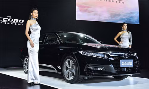 Honda Accord mới giới thiệu tại Thái Lan.