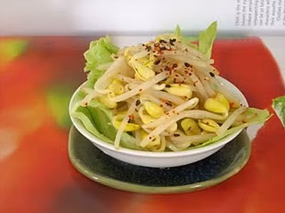 Gỏi giá đậu tương