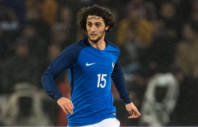 Rabiot là mục tiêu theo đuổi của Manchester United