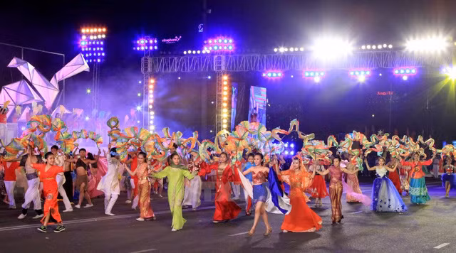 Festival Biển Nha Trang - Khánh Hòa năm 2019 với gần 50 hoạt động văn hóa - văn nghệ, thể dục - thể thao, thương mại và hội thảo khoa học - Ảnh minh họa - Nguồn: TTXVN