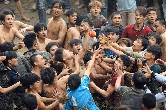 Hoạt động tranh phết đã bị đình chỉ tổ chức tại Hội phết Hiền Quan (tỉnh Phú Thọ)