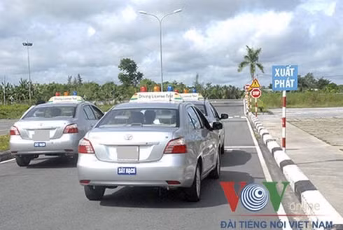 Bộ GTVT quyết định thanh tra công tác đào tạo, sát hạch, cấp GPLX của 13 tỉnh, thành phố - Ảnh minh họa.
