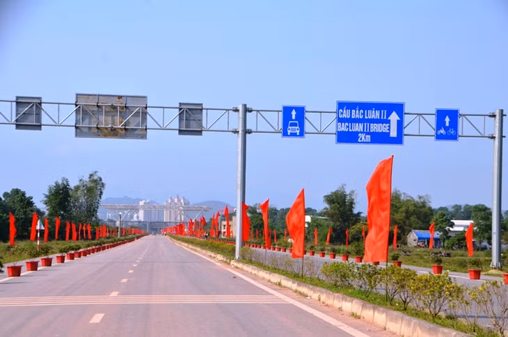 Bắc Luân II sẵn sàng thông quan