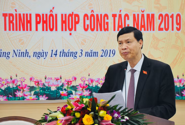 Phó Bí thư Tỉnh uỷ, Chủ tịch UBND tỉnh Nguyễn Đức Long phát biểu tại hội nghị. 