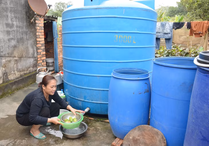 Mỗi tháng, gia đình chị Ly chi gần 1 triệu đồng cho 