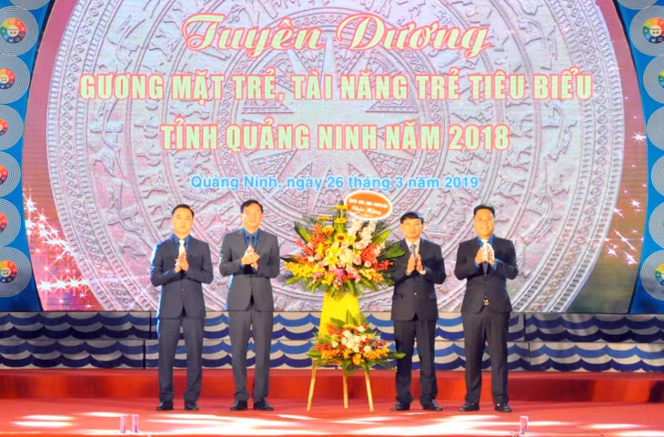 Thay mặt lãnh đạo tỉnh, Nguyễn Xuân Ký, Phó Bí thư Thường trực Tỉnh ủy