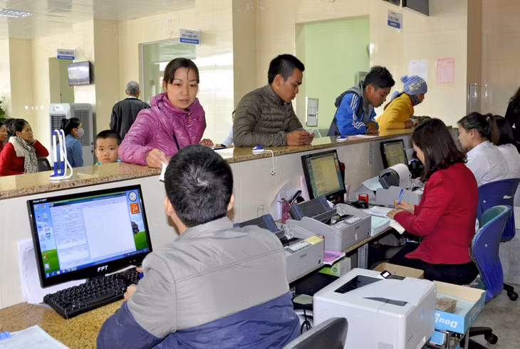 Làm thủ tục nhập viện, thanh toán chi phí khám, chữa bệnh cho bệnh nhân BHYT tại Trung tâm y tế Móng Cái.