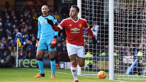 Depay đã giải được cơn khát bàn thắng kéo dài gần 2 tháng