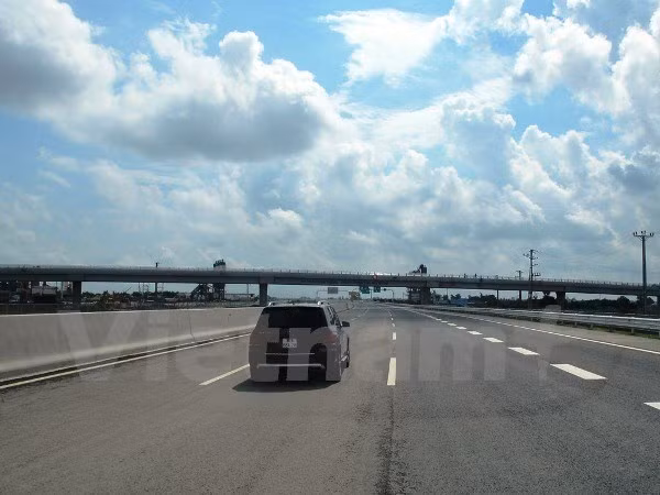 Tuyến đường cao tốc Hà Nội-Hải Phòng sẽ thúc đẩy phát triển kinh tế vùng Đồng bằng Bắc Bộ. (Ảnh: Việt Hùng/Vietnam+)