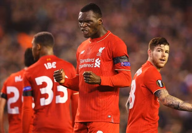 Benteke là người hùng của Liverpool khi in dấu giày trong cả 2 bàn thắng.