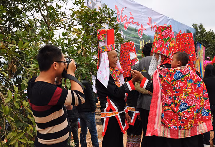 Lưu lại những bức ảnh đẹp.