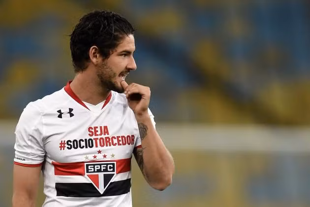  Tottenham Hotspur muốn chiêu mộ Alexandre Pato. Ảnh: Internet.
