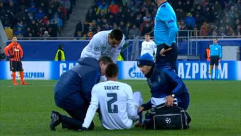 Varane đã là cầu thủ Real thứ 15 dính chấn thương từ đầu mùa