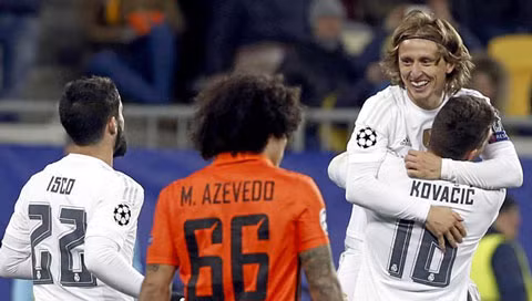 Modric ghi bàn trở lại sau gần 1 năm