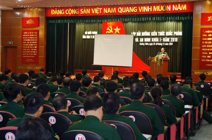 Quang cảnh hội nghị 