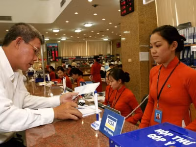Giai đoạn này, “yếu” hay “khỏe” ngân hàng cũng phải làm mới mình Ảnh: Ngọc Châu.
