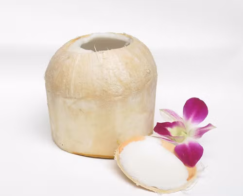 Nước dừa - Ảnh: Hạ Huy