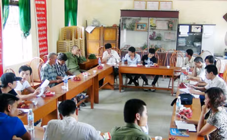Một buổi sinh hoạt định kỳ của CLB “Thân thiện” ở phường Cẩm Đông, TP Cẩm Phả.