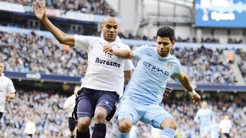 Trên sân nhà Etihad, Aguero (phải) và đồng đội luôn biết cách hủy diệt bất kỳ đối thủ nào