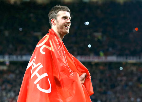 Carrick xứng đáng được Man United ký hợp đồng mới.