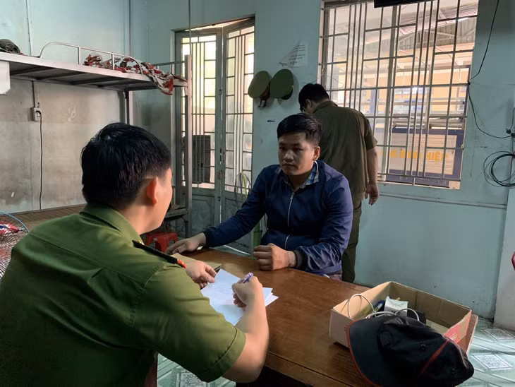 Đối tượng đánh nữ sinh sau va chạm giao thông ở Bình Dương đã bị bắt tạm giam về tội Cố ý gây thương tích.