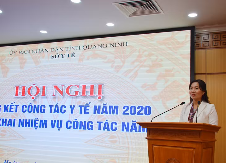 Đồng chí Nguyễn Thị Hạnh, Phó Chủ tịch UBND tỉnh phát biểu tại hội nghị.
