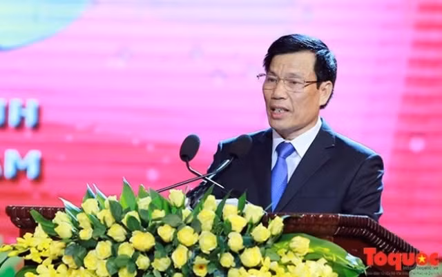 Bộ trưởng Bộ Văn hóa, Thể thao và Du lịch- Nguyễn ngọc Thiện (Ảnh: Báo Tổ quốc)
